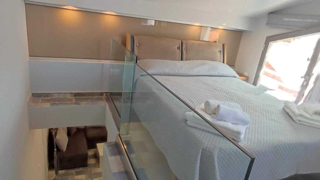 Dany House 1 *